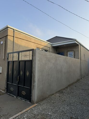 Həyət evləri və villaların satışı: 3 otaqlı, 72 kv. m, Yeni təmirli — 1