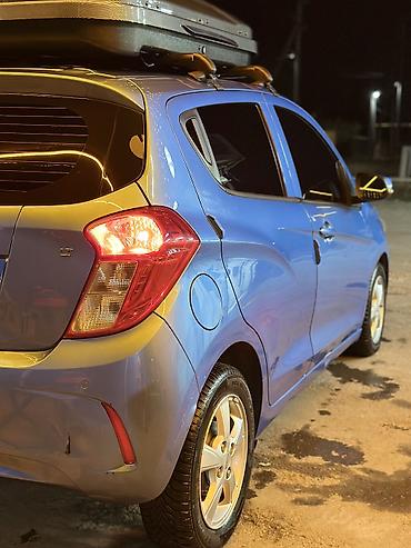 elantra 2016: Chevrolet Spark: 2016 г., 1 л, Автомат, Бензин, Хэтчбэк — 3