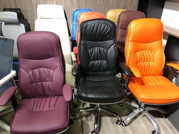 Ofis və oyun kresloları: Yeni, Təkərli, Qolları tənzimlənmir, Dəri -da lalafo.az — 2 Ofis və oyun kresloları: Yeni, Təkərli, Qolları tənzimlənmir, Dəri — 2