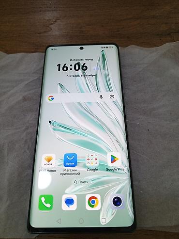 Honor 70, Б/у, 256 ГБ, цвет - Зеленый, 2 SIM