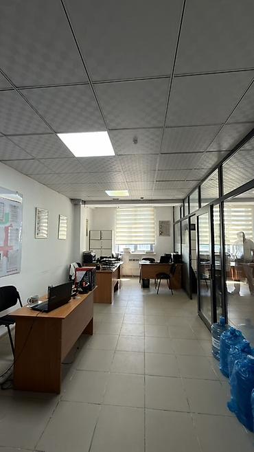 офисс: Продажа офисов 51 м², С ремонтом, Бизнес центр, 4 этаж — 2