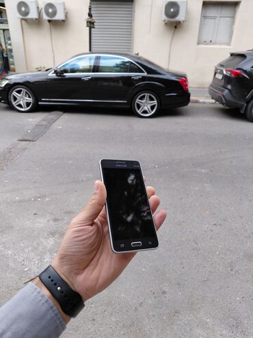 ikinci el poco x3: Samsung Galaxy Grand, 8 GB, rəng - Boz, Düyməli, Sensor, İki sim kartlı