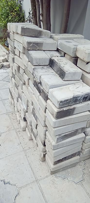 Бордюры: Məhsul: Beton bordür və dekorativ kənar daşları dəsti Təsvir: - — 1