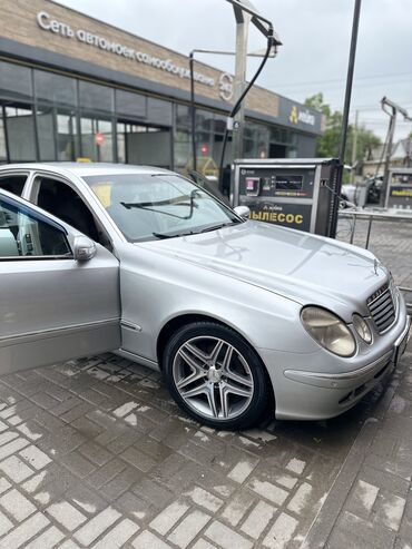 Mercedes-Benz: Mercedes-Benz E-Class: 2003 г., 3.2 л, Автомат, Бензин, Седан