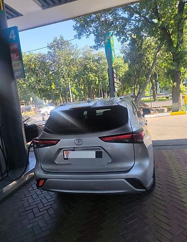 crv 2: Toyota Highlander: 2022 г., 3.5 л, Автомат, Бензин, Кроссовер — 3