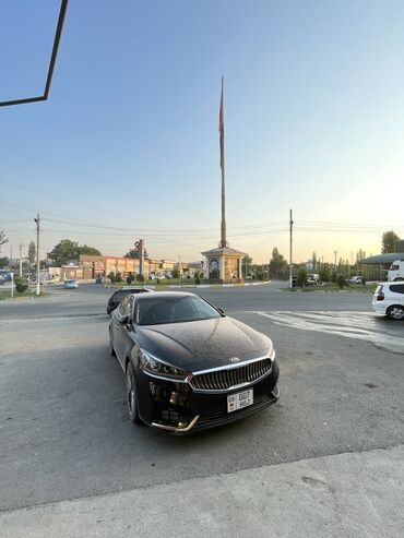 срочно продам авто в связи с переездом: Представляем черный седан Kia K7 Cadenza с элегантным дизайном и