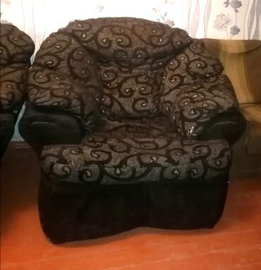 Divan və kreslo dəstləri: Klassik divan, Divan — 8