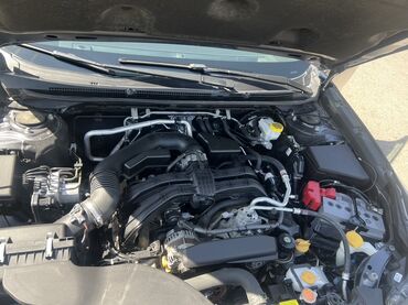 продаю в связи переездом: Subaru : 2020 г., 2.5 л, Вариатор, Бензин, Кроссовер