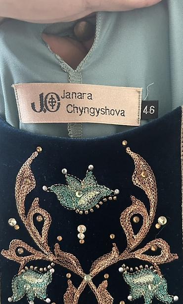 кыргызские национальные платья: Платье Janara Chyngyshova, Кыргызстан размер 46. - Длинное свободное — 2