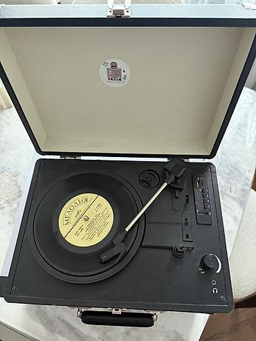 retro gramofon: VINYLS LINK Retro Turntable Briefcase TE-001 – portativ — 2