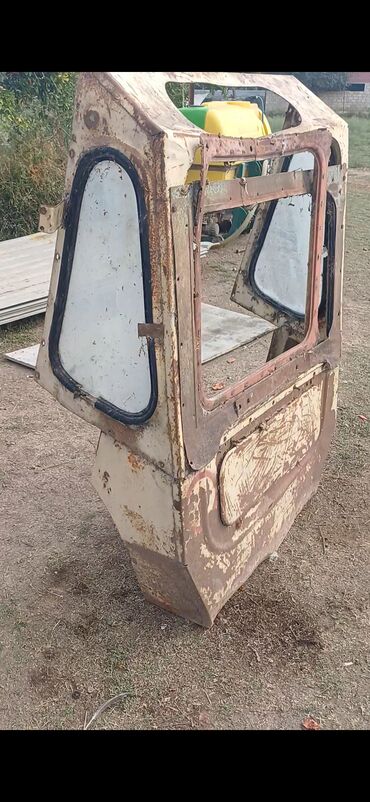 запчасти на ниву: Məhsul: Traktor kabinəsi karkası - Metal karkaslı kabinə, 3 tərəfdə