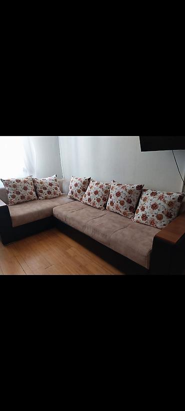 Künc divan, İşlənmiş, Açılan, Çatdırılma yoxdur lalafo.az -da Künc divan, İşlənmiş, Açılan, Çatdırılma yoxdur