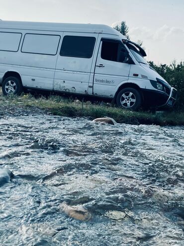 двигатель мерседес 2.2 дизель купить: Mercedes-Benz Спринтер: 2003 г., 2.9 л, Механика, Дизель, Фургон