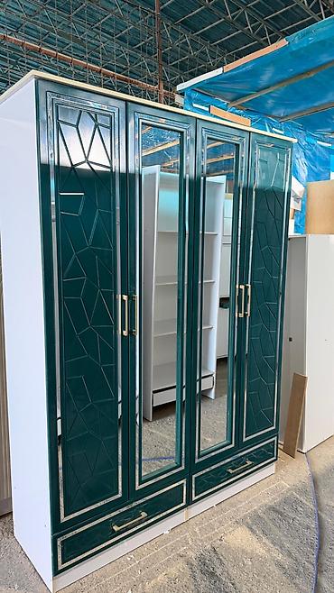 Шифоньеры, шкафы для одежды: Шкаф-купе/распашной 4‑дверный с зеркалами - Конфигурация: 4 распашные — 4