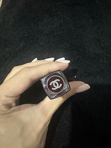 chanel mindjuse: Chanel Rouge Coco Bloom Pomada – 126 Season – Seriya: Rouge Coco — 1