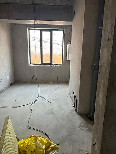 7 1: 3 комнаты, 93 м², Ошский рынок / базар Элитка, 2 этаж, ПСО (под самоотделку) — 4