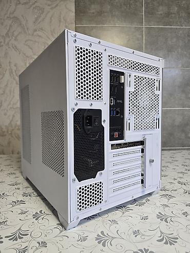 core i7 8700: Игровой/рабочий ПК в белом корпусе. Характеристики: - Видеокарта — 3