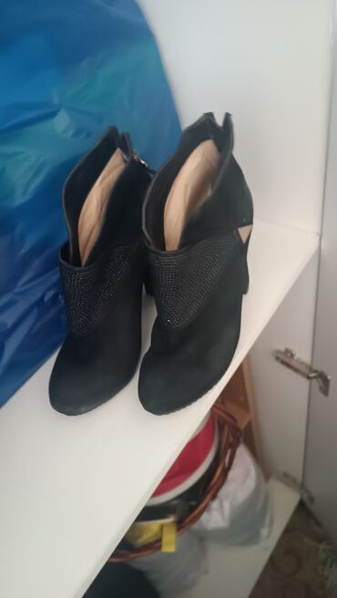 Босоножки, сандалии, шлепанцы: Басаножки — 11