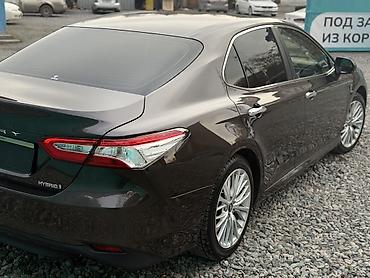 Toyota: Toyota Camry: 2019 г., 2.5 л, Вариатор, Гибрид, Седан — 8
