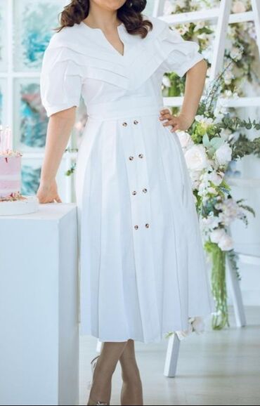 ağ donlar instagram: Коктейльное платье, Миди, M (EU 38)