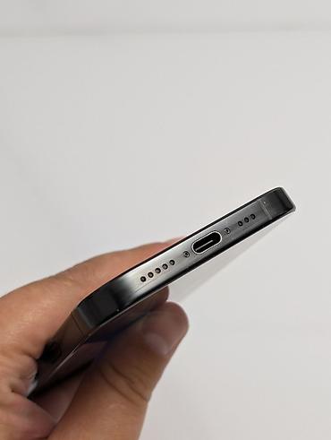 apple iphone: IPhone 16 Pro, Б/у, 256 ГБ, Black Titanium, Чехол, 87 % — 6