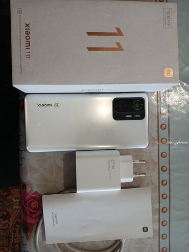 телефон fly большой: Xiaomi 11T, 128 ГБ, цвет - Белый, 
 Отпечаток пальца, Две SIM карты