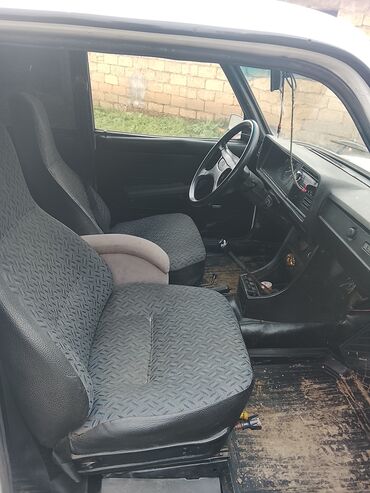 VAZ (LADA): VAZ 2107, ağ rəng, salam masnın heç bir problemi yoxdur gündelik — 9