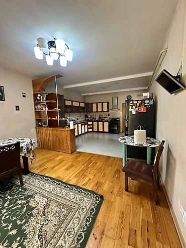 Продажа коттеджей и домов: Продается дом напротив Азия Мол 📍Локация: Горького/Пожарского — 1