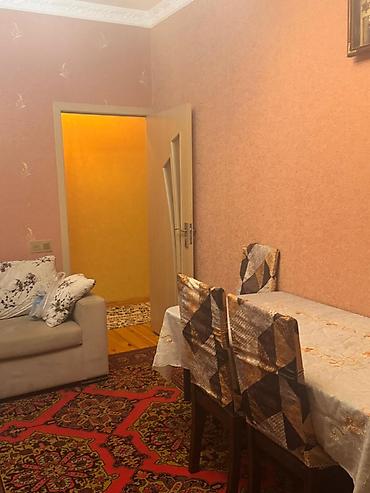 nzs de satilan heyet evleri: Xırdalan şəhəri H.Əliyev pr. kirayə mənzil verilir. 2/2 mərtəbəsi, 2 — 5