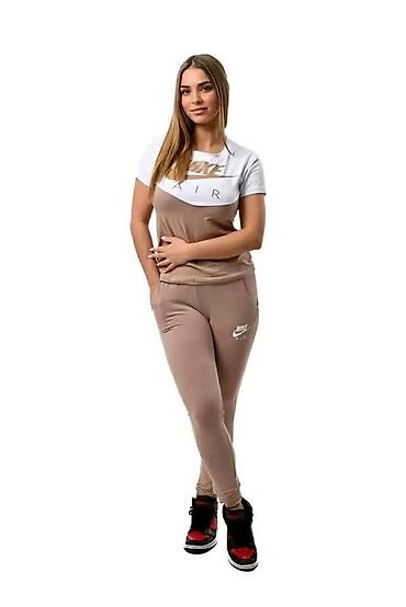 boots: Ponovo na stanju kompleti pamuk elastin S M L XL 2XL Cena 2700dinara
💋 — 2