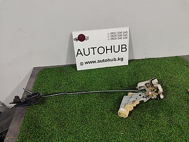 key maker: Замок двери автомобиля в сборе с приводом и тягой. В комплекте: - — 1