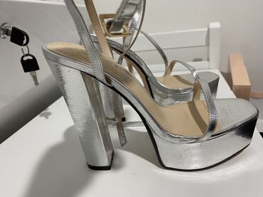 srebrne sandale na stiklu: Sandals, 39