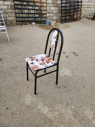 Masa və oturacaq dəstləri: Mətbəx üçün, Yeni, Açılmayan, Kvadrat masa, 4 stul -da lalafo.az — 10 Masa və oturacaq dəstləri: Mətbəx üçün, Yeni, Açılmayan, Kvadrat masa, 4 stul — 10