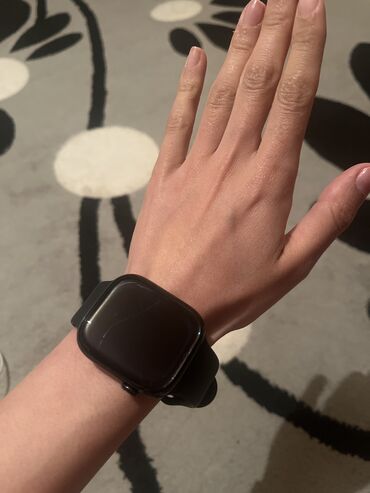 gps saat: İşlənmiş, Smart saat, Apple, rəng - Qara