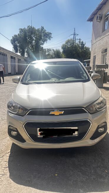 Chevrolet: Chevrolet Spark: 2017 г., 1 л, Вариатор, Бензин, Хэтчбэк