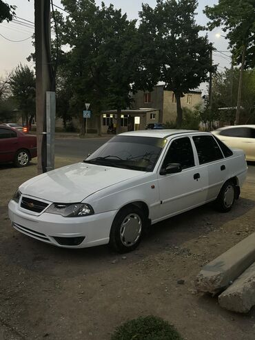 дево нехся: Daewoo Nexia: 2012 г., 1.5 л, Механика, Бензин, Седан