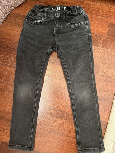 мужской джинсы: Джинсы и брюки, цвет - Черный