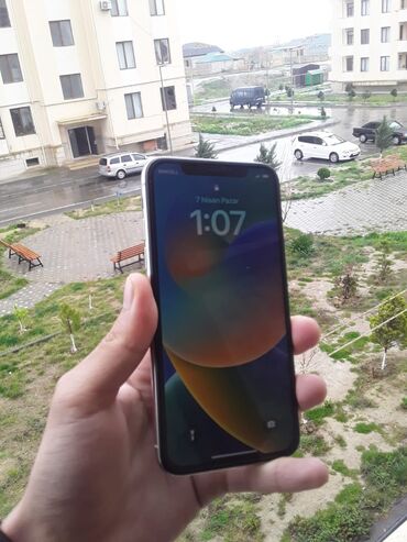 ucuz ayfon 11: IPhone X, 64 GB, Qara