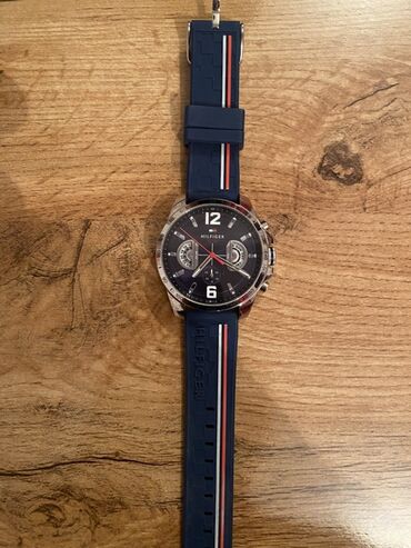 защитные пленки apple: Элегантные часы-хронограф Tommy Hilfiger с синим силиконовым ремешком