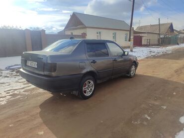 Volkswagen: Volkswagen Vento: 1993 г., Механика, Бензин, Седан — 2