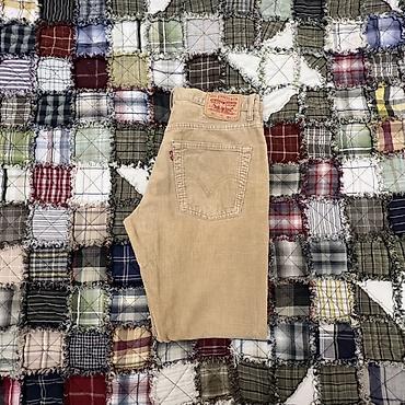 deri godəkcə: Levi’s 501 korduroy şalvar - Model: Levi Strauss & Co. 501 - — 1