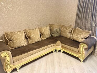 Диваны: Klassik Divan satılır 330₼. Yaxşı vəziyyətdədir. Bazalıdır. Ünvan
