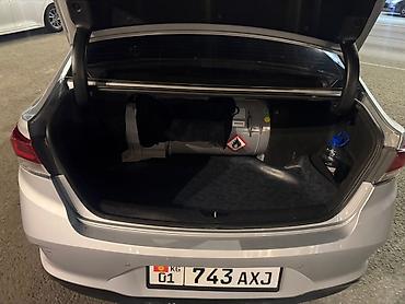 Hyundai: Hyundai Sonata: 2019 г., 2 л, Автомат, Газ, Седан — 12