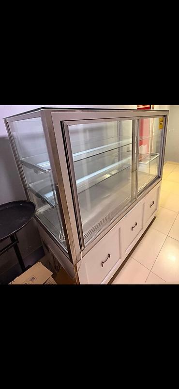 vitrin magaza: 880₼ şirniyyat vitrin soyuducusu 
Yasamal 
9847 zeyno♥️ E — 1