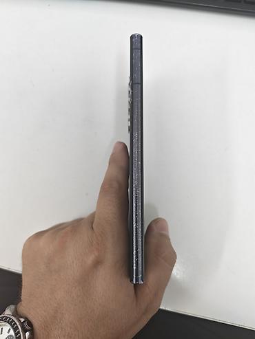 pc beograd: Prodajem mobilni telefon Samsung s22 ultra. Sa malim ostecenjem na — 3