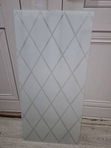 декоротивный: Матированное стекло с узором “ромбы”. Ширина 44.5 и длина 94.5 - Тип