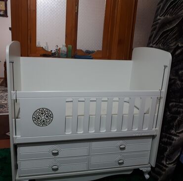 oğlan sekilleri: Oğlan və qız üçün, Yeni, Dördbucaq, Beşik, Dəst ilə, Yellənmə mexanizm ilə
