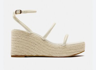 platforme broj plisane: Sandale, Zara, 40