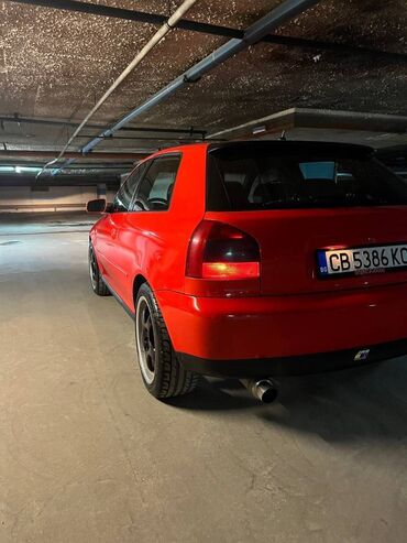 Audi A3: 1.8 l. | 2000 έ. Χάτσμπακ