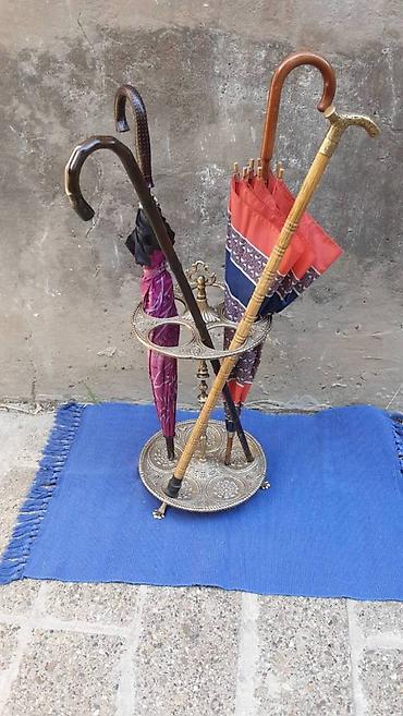 Stilski čiviluci: Stari masivan stilski drzac za kisobrane od mesinga sa prelepim — 5